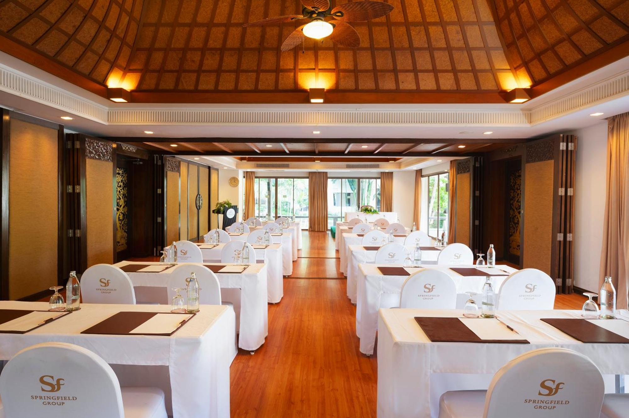 Springfield Village Golf & Spa Ча Ам Екстериор снимка