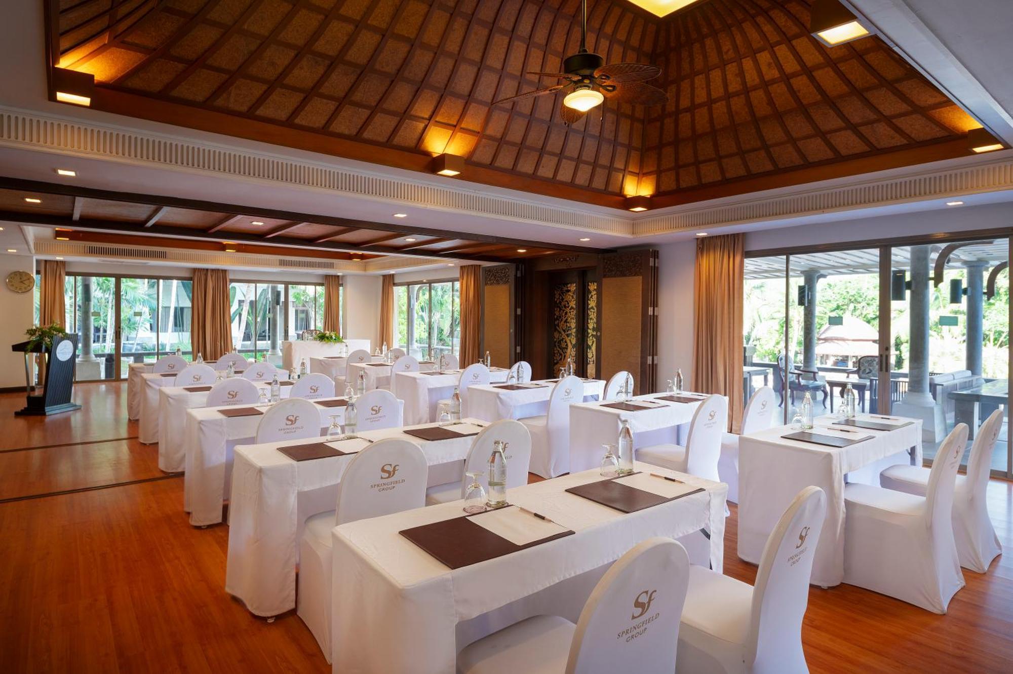 Springfield Village Golf & Spa Ча Ам Екстериор снимка